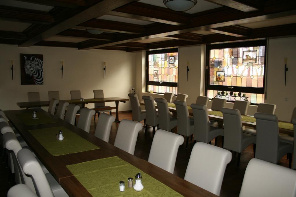 Hotel Restaurant Zum Schwanen Bruchköbel Exteriér fotografie
